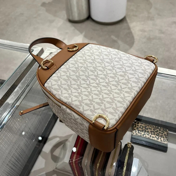 Michael kors Brooklyn Extra-Small Logo Backpack 30R3GBNB0B Vanilla main image 8